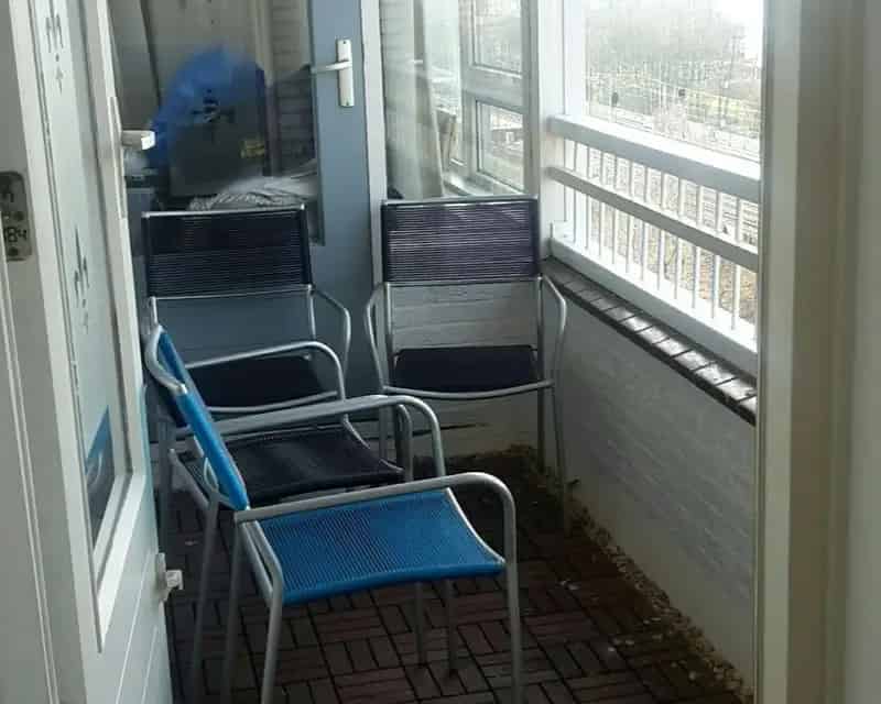 Grote kamer in ruim appartement nabij Hoofddorpplein