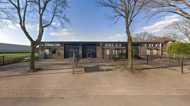 Bedrijfshallen Oss te Koop - 585m2 - Belegging met Huurders