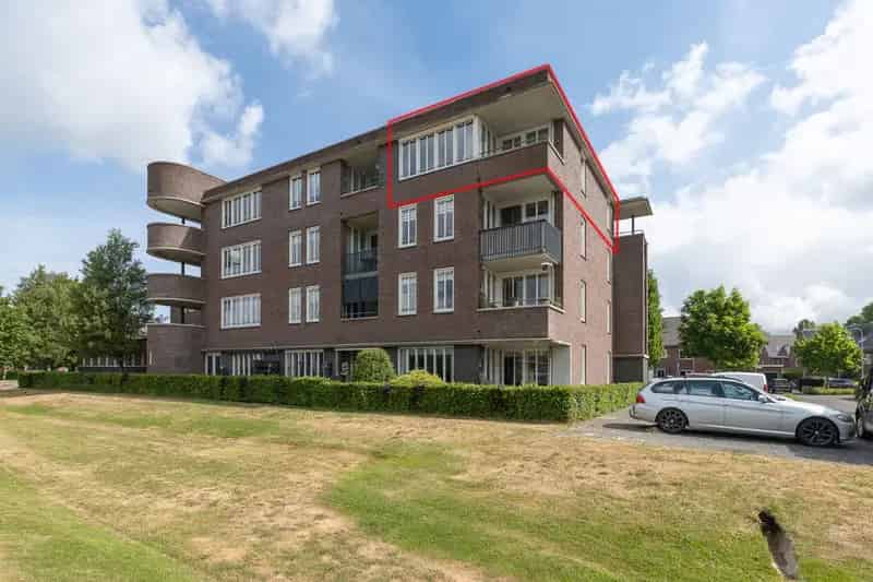 Appartement te koop Barneveld: Ruim 3-kamer appartement met balkon en berging