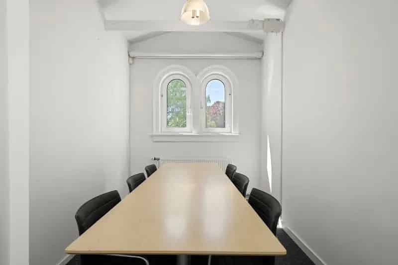 Kantoor te huur Velp 354m2  Energielabel B Airco Parkeerplaatsen