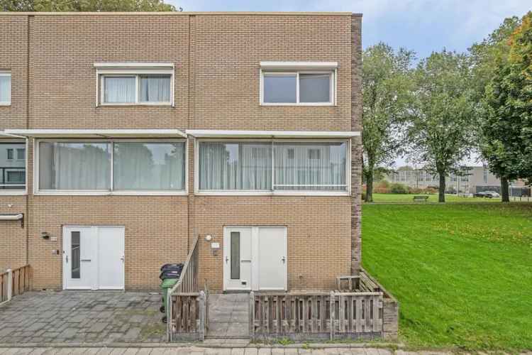 Eengezinswoning Te Koop in Hoogvliet, Zuid-Holland