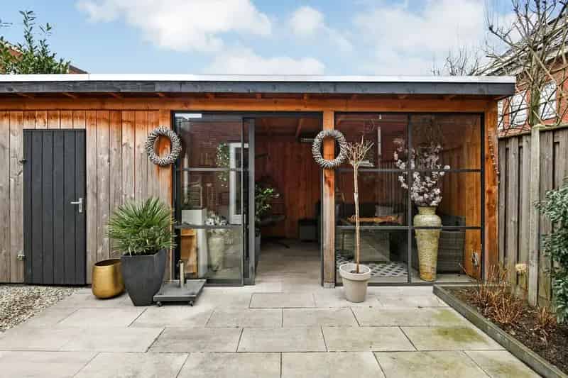 Luxe 5 Slaapkamers 2 Badkamers Lent 2 Onder 1 Kapwoning