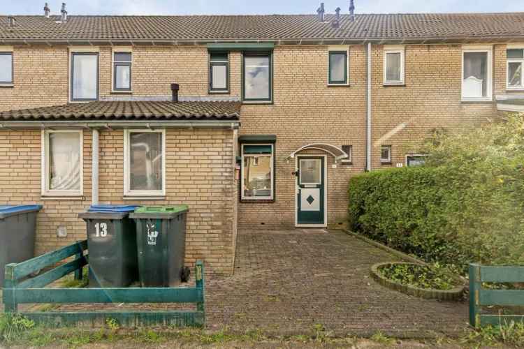 Huis Te Koop in 13, Konijn, Hellevoetsluis, Zuid-Holland