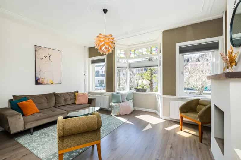 Jaren 30 Bovenhuis Kleiwegkwartier Rotterdam 3 woonlagen Balkon