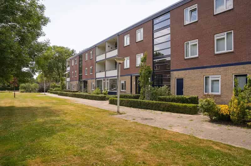 Appartement te koop Velp: Instapklaar 2-kamer appartement met tuin