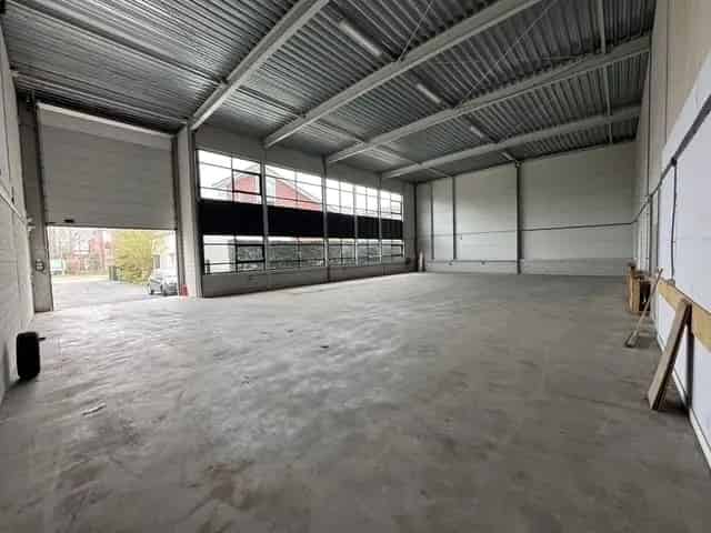 Bedrijfsruimte te Huur Woerden 319m2