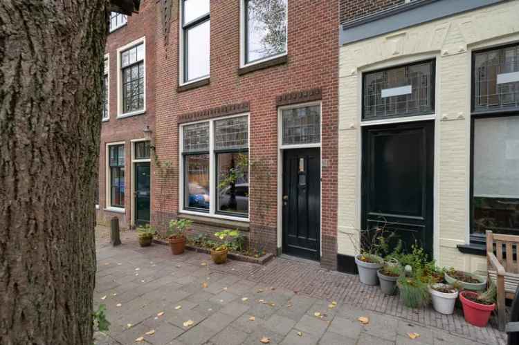 Huis Te Koop in 63, Middelstegracht, Leiden, Zuid-Holland