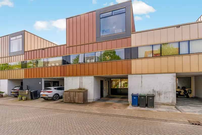 Ruime 5-kamer Tussenwoning Almere Noorderplassen 196m² Energielabel A+