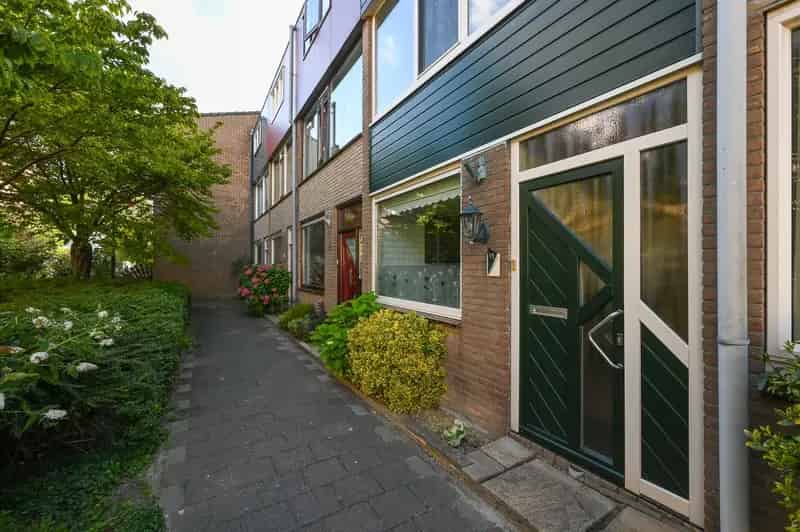 Huis te koop Maassluis 5 kamers zonnige tuin