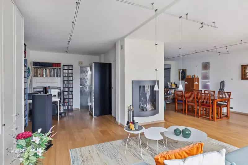 Ruime woning met garage, energielabel B en 2 badkamers