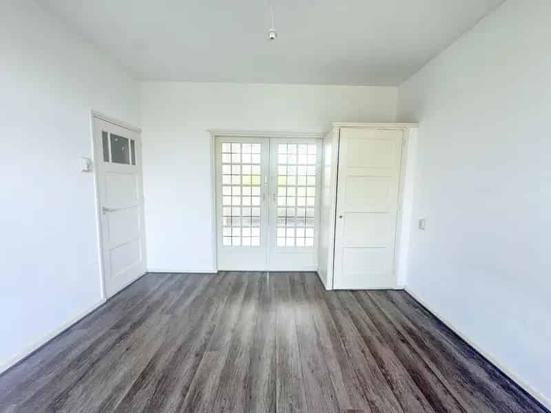 3 Kamer Appartement Rotterdam Zuid Te Renoveren 50m2 Balkon Berging