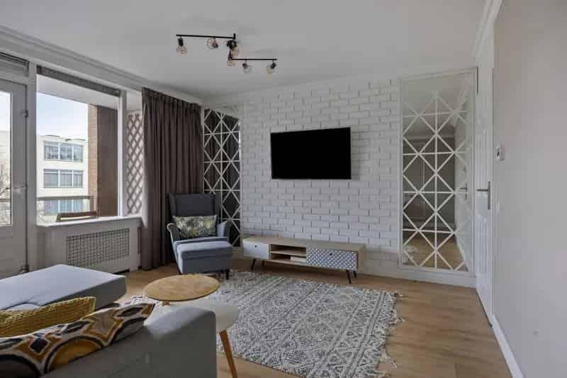 3 Kamer Appartement Venserpolder Nabij Metro Gemeubileerd Mogelijk