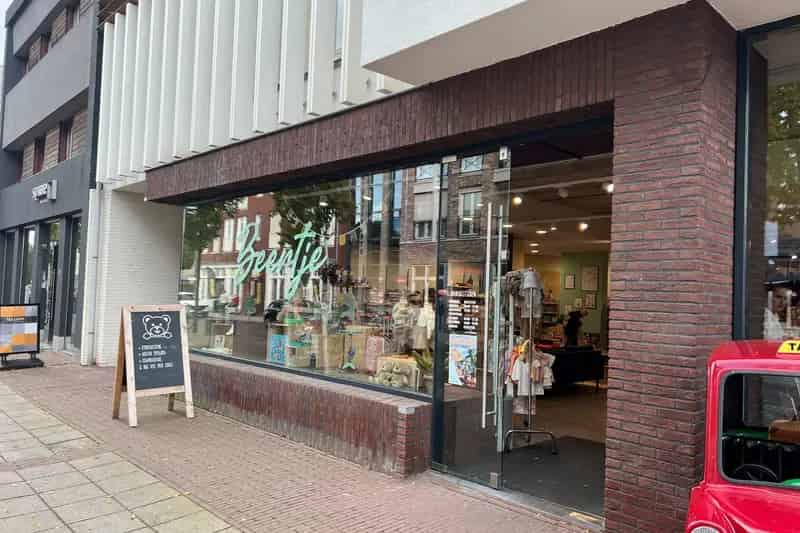 Winkel te Koop Bladel Centrum - Beleggingsobject 270m²