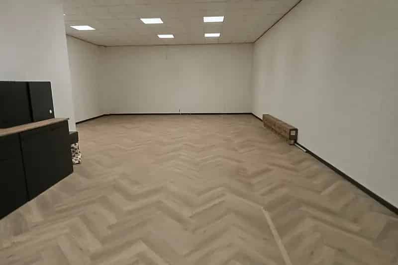 Kantoorruimte Showroom Groningen A7 Toplocatie