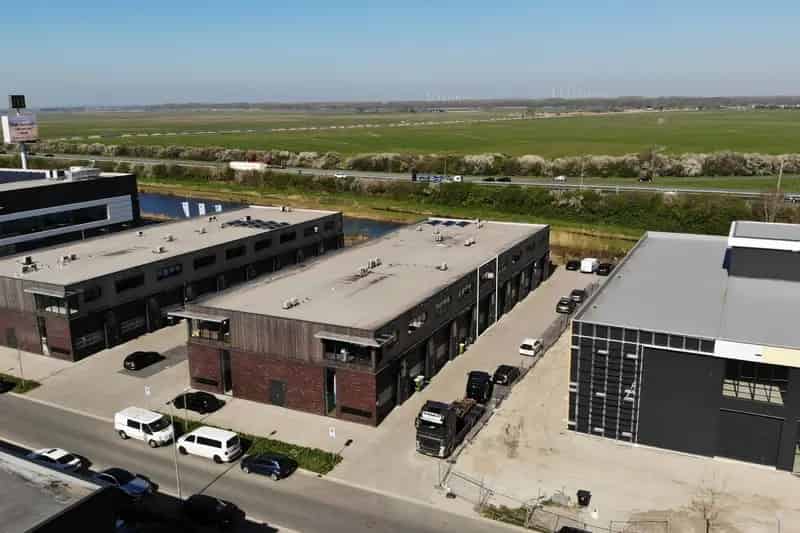 Bedrijfshal te Huur Nijkerk 120m2