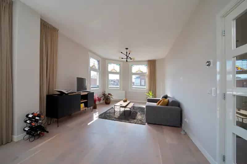 Ruim 4 Kamer Appartement Den Haag 3 slaapkamers Dakterras