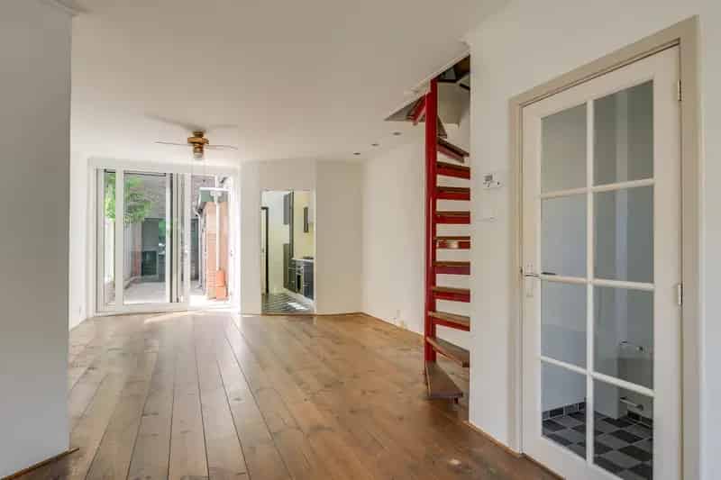 Jaren 30 Tussenwoning Leiden De Kooi 97 5m2 Tuin Dakterras