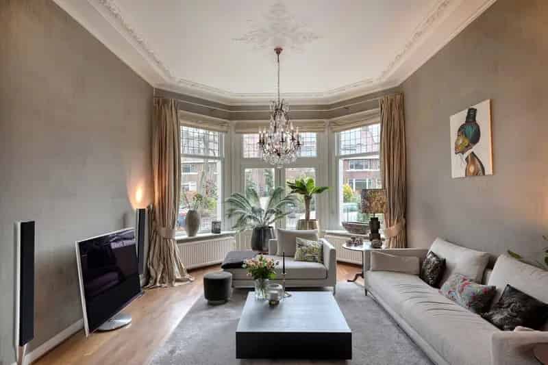 Villa Allegria Arnhem: Karaktervolle Villa met Moderne Luxe