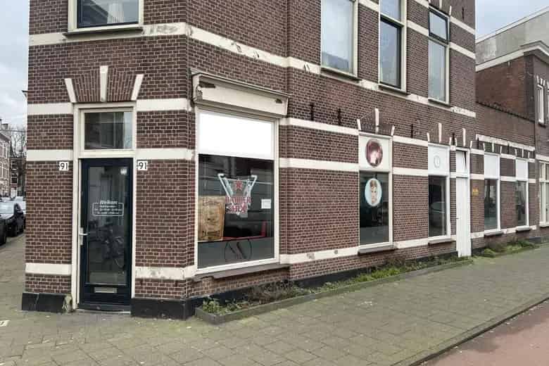 60m2 Winkelruimte te Huur Den Haag - Kapsalon Inrichting Inclusief