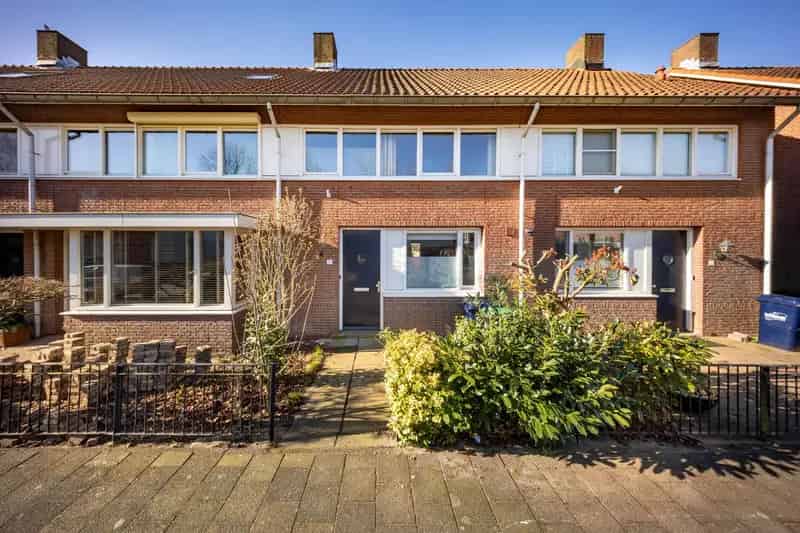 Huis te koop Den Haag: Ruime gezinswoning 4 slaapkamers, zonnige tuin