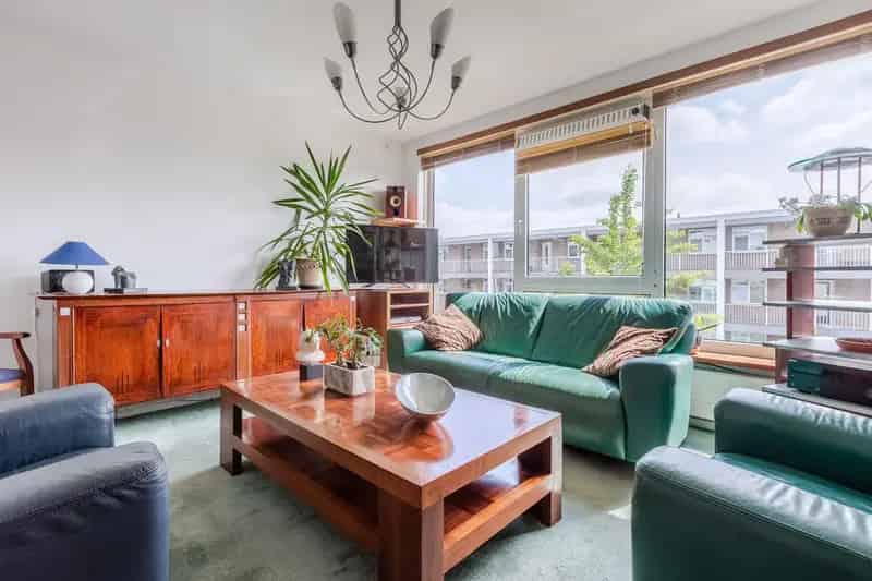Appartement te koop Wormerveer: 2-kamer appartement met balkon