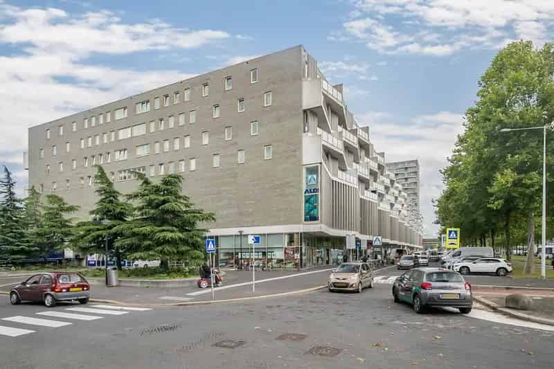 Luxe appartement Amsterdam Zuidoost 101m2 2 slaapkamers