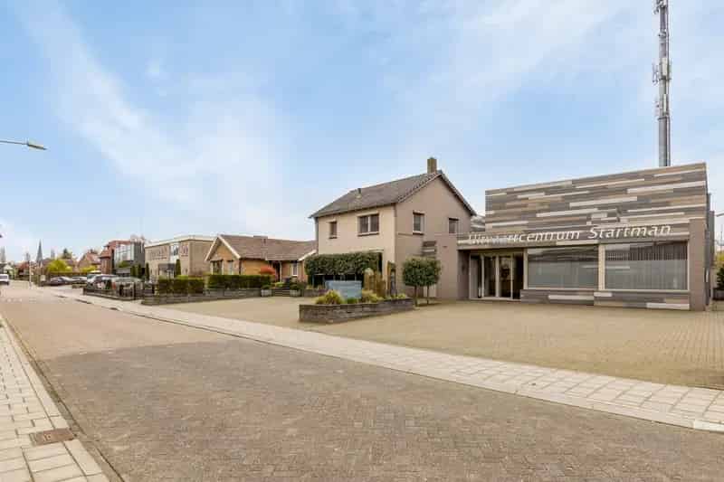 Bedrijfshal met Woning te koop Haaksbergen