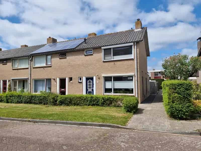 Instapklare Hoekwoning Zierikzee 3 Slaapkamers Moderne Keuken Badkamer