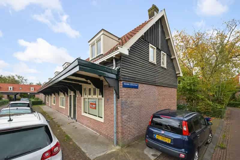 Kantoorruimte Amsterdam Noord 233m2 te huur