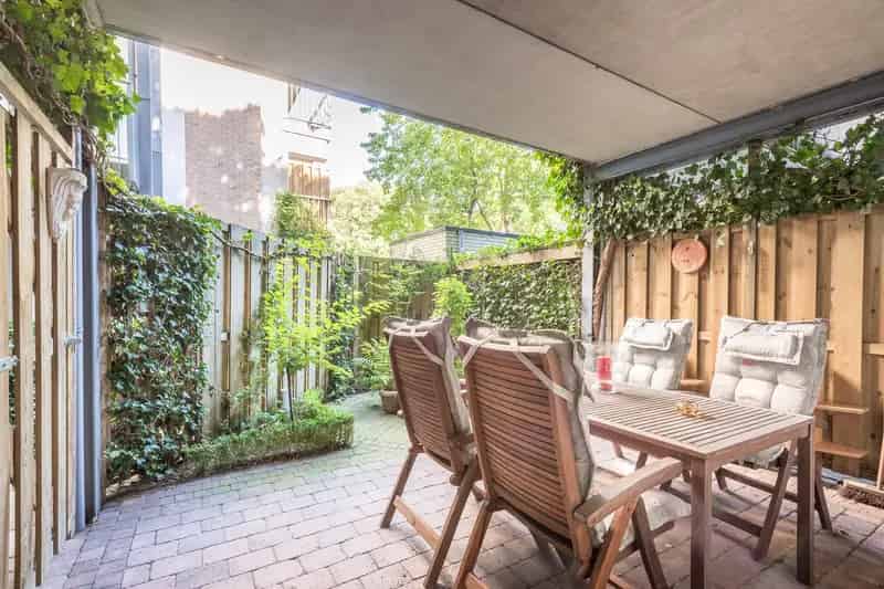 Appartement te koop Amsterdam Zuid 104m2 2 slaapkamers 2 badkamers tuin