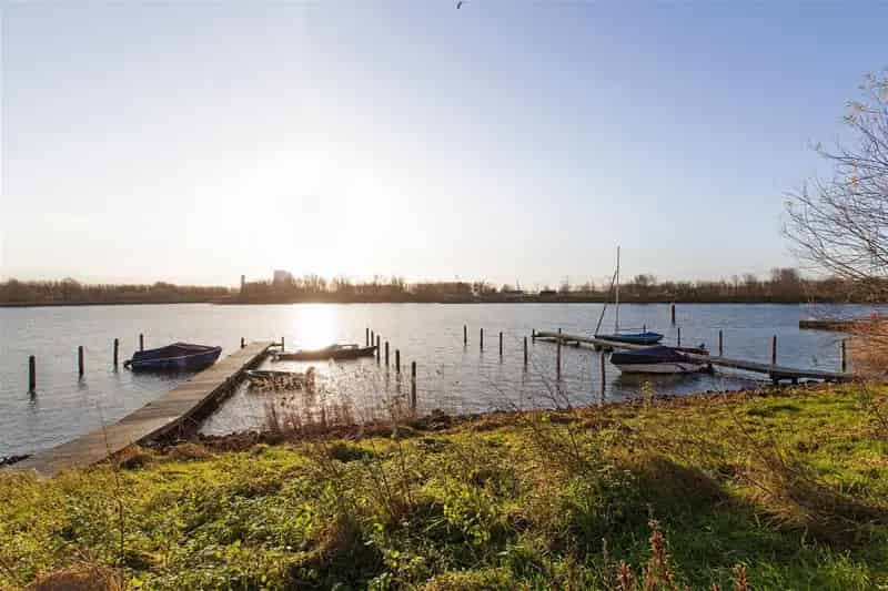 Ruim 3 kamer appartement IJburg 97m2 Balkon IJmeer zicht Parkeerplaats