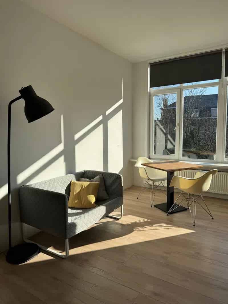 Ruime Gemeubileerde Kamer Rotterdam West Nabij Centraal Station