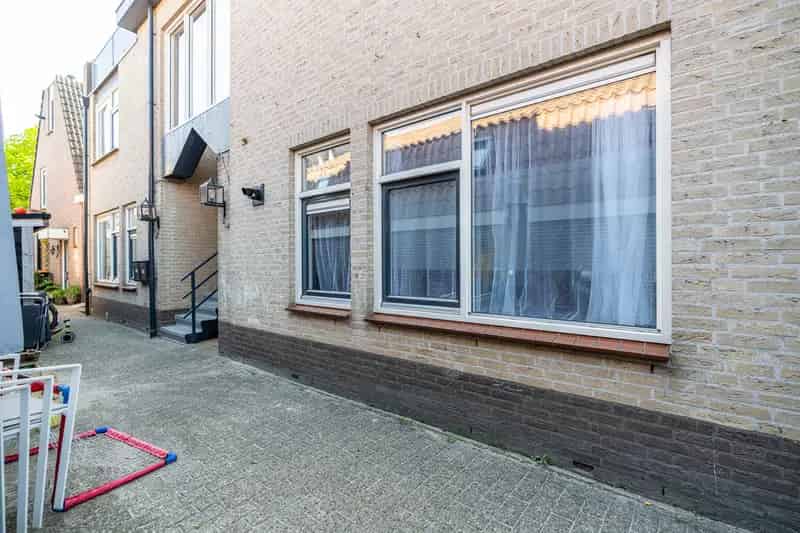 Rijnsburg 3 kamer appartement tuin benedenwoning