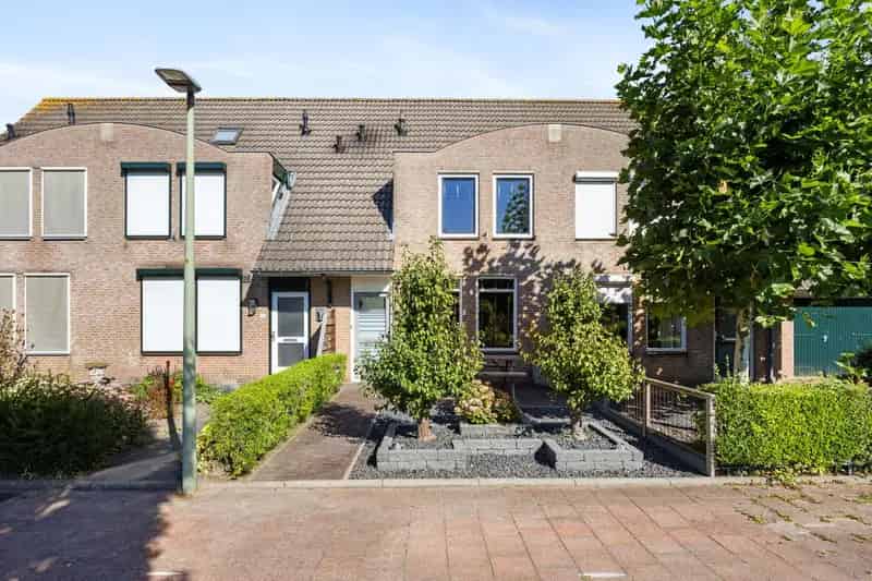 Huis te koop: Albert van Meerveldstraat 57 3785 LP Zwartebroek | Funda