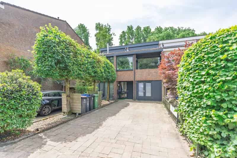 Huis te koop Muiden 5 slaapkamers 2 badkamers
