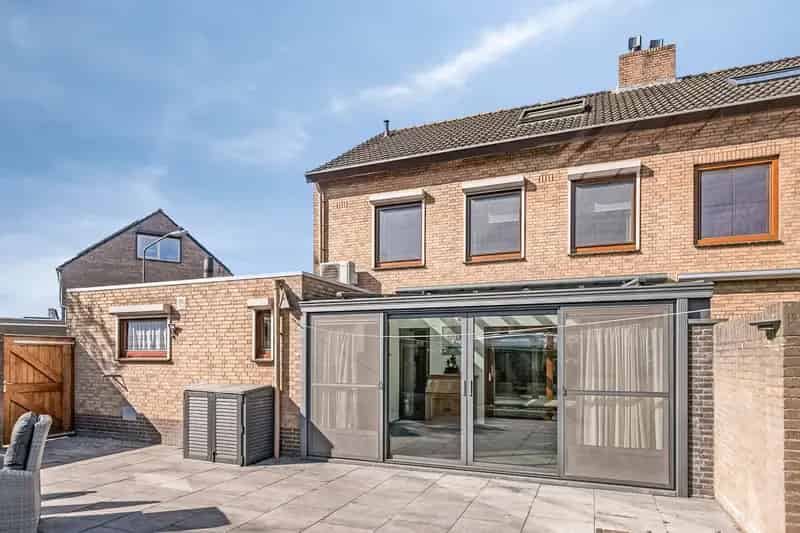 Ruime Familiewoning Oosterhout Centrum 4 slaapkamers Garage Tuin Energielabel A