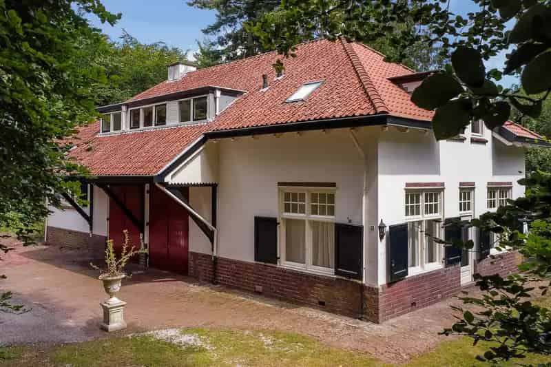 Dubbel Koetshuis Landgoed Monnikenberg Maatschappelijke Bestemming