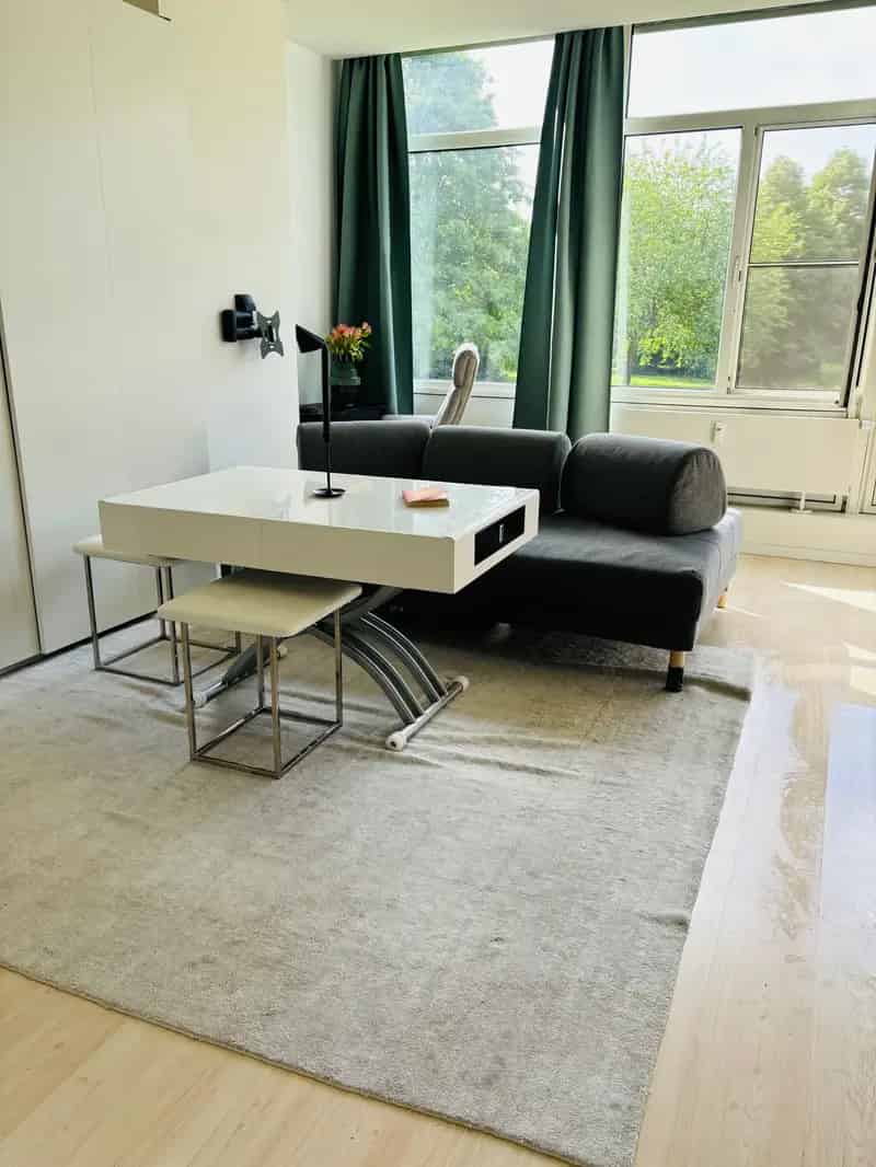 Studio Osdorp Augustus September Solo Reiziger