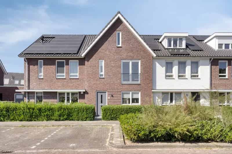 Huis te koop Waspik: Ruime gezinswoning 4 slaapkamers