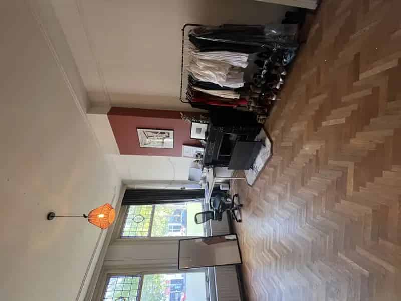 Ruime Kamer Kralingen Student Gemeubileerd 30m2