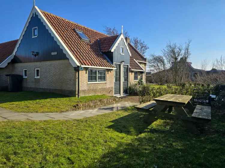 Terschelling Recreatiewoning 2 Appartementen Gele Lis Vergeet me Niet