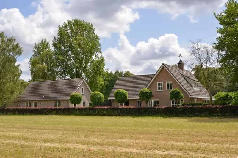 Vrijstaande woning Eemnes 191m2 5775m2 perceel
