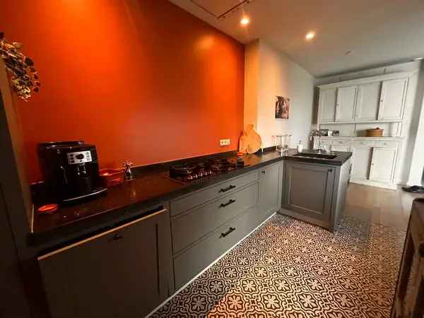 Te Huur: Jaren 30 Tussenwoning Roermond 5 slaapkamers 2 badkamers
