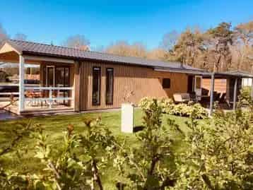 Luxe 6 persoons Chalet te koop op Camping de Poppe Markelo