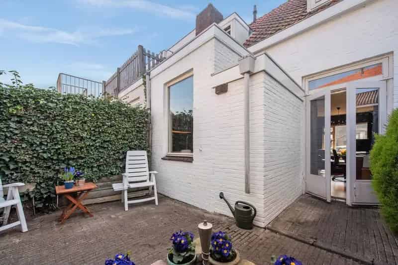 Huis te koop Rijswijk: Gezellige eengezinswoning nabij centrum