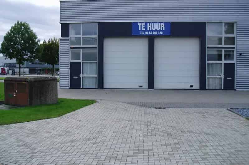 Bedrijfshal 400m2 te Huur Heijen - Magazijn Werkplaats Kantoor