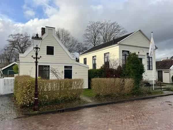 Vrijstaande woning Amsterdam: 3 slaapkamers, rustige omgeving