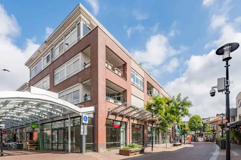 Winkel te Koop Hillegom Henri Dunantplein 102m²