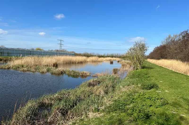 Bouwgrond De Lier: Ruime Kavel Nabij Recreatiegebied