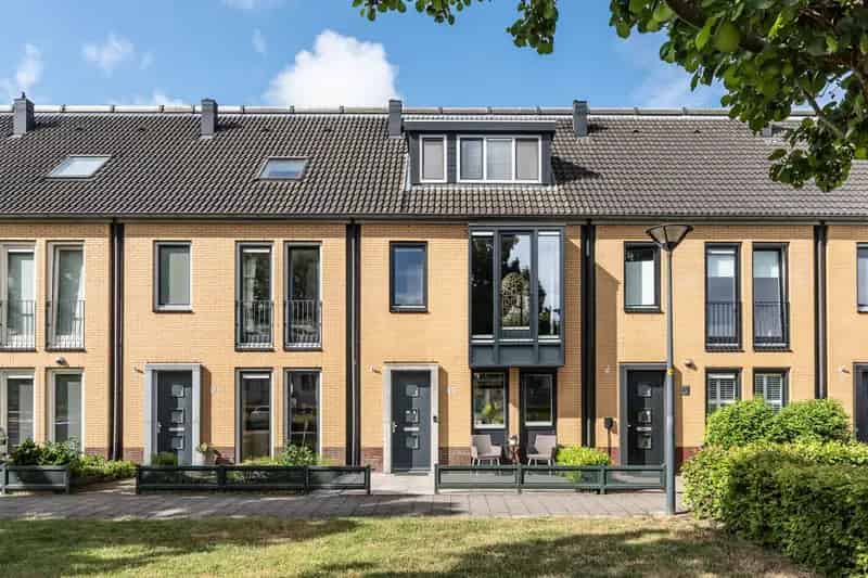Huis te koop Hoofddorp 4 slaapkamers 2 badkamers tuin energielabel A